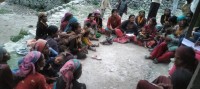 सुनौलो हजार दिनका आमाहरुलाई कुखुरा फर्म निर्माणको लागि २५ हजार अनुदान सहयोग ।