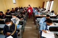 एस इ इ परिक्षामा हुम्लाबाट ५१ प्रतिशत विद्यार्थी उत्तिर्ण ः आठ विद्यार्थी उत्कृष्ठ ।