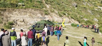 हुम्लाबाट हेलिकप्टर द्धारा सुत्केरी महिलाको उद्धार