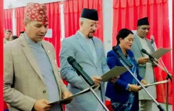 कर्णालीका नवनियुक्त मन्त्रीहरूले लिए शपथ
