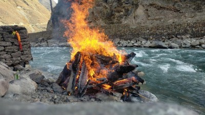 बेपत्ता भएको ९ बर्ष पछि पुत्ला जलाएर दाहासस्कार