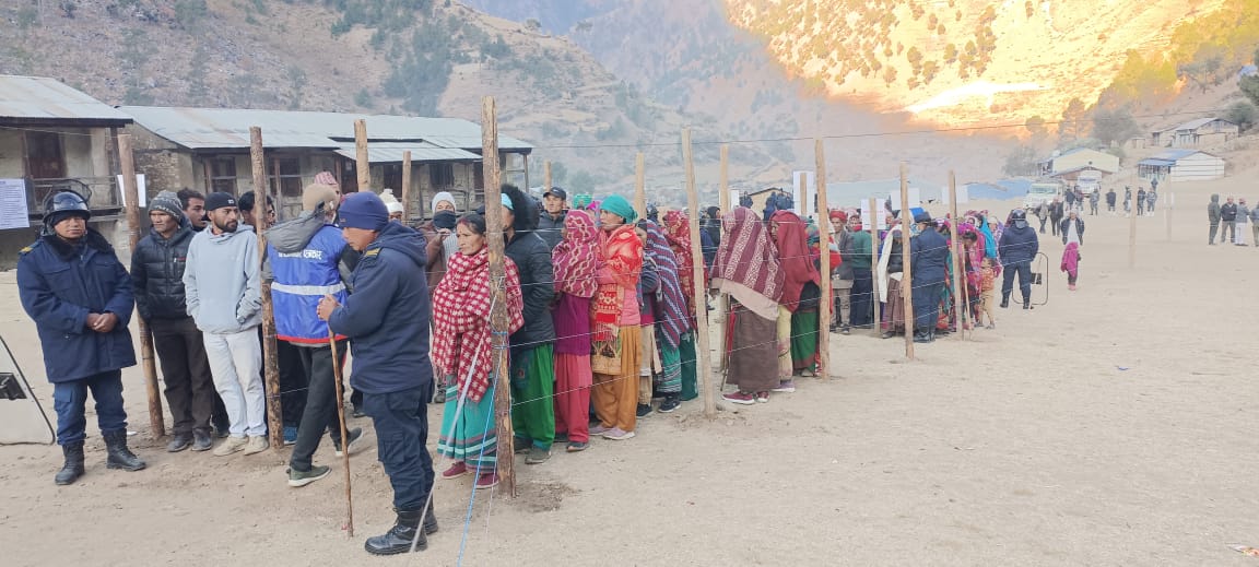 स्थानीय तह उपनिर्वाचनः हुम्लाको सर्केगाडमा शान्तिपूर्ण रुपमा मतदान जारी 