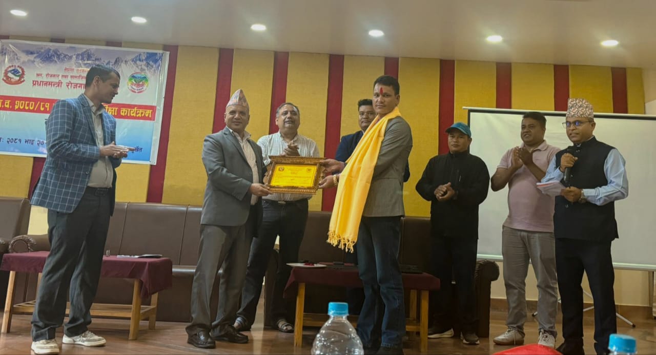 प्रधानमन्त्री रोजगार कार्यक्रममा हुम्लाको सर्केगाड गाउँपालिका उत्कृष्ट ।